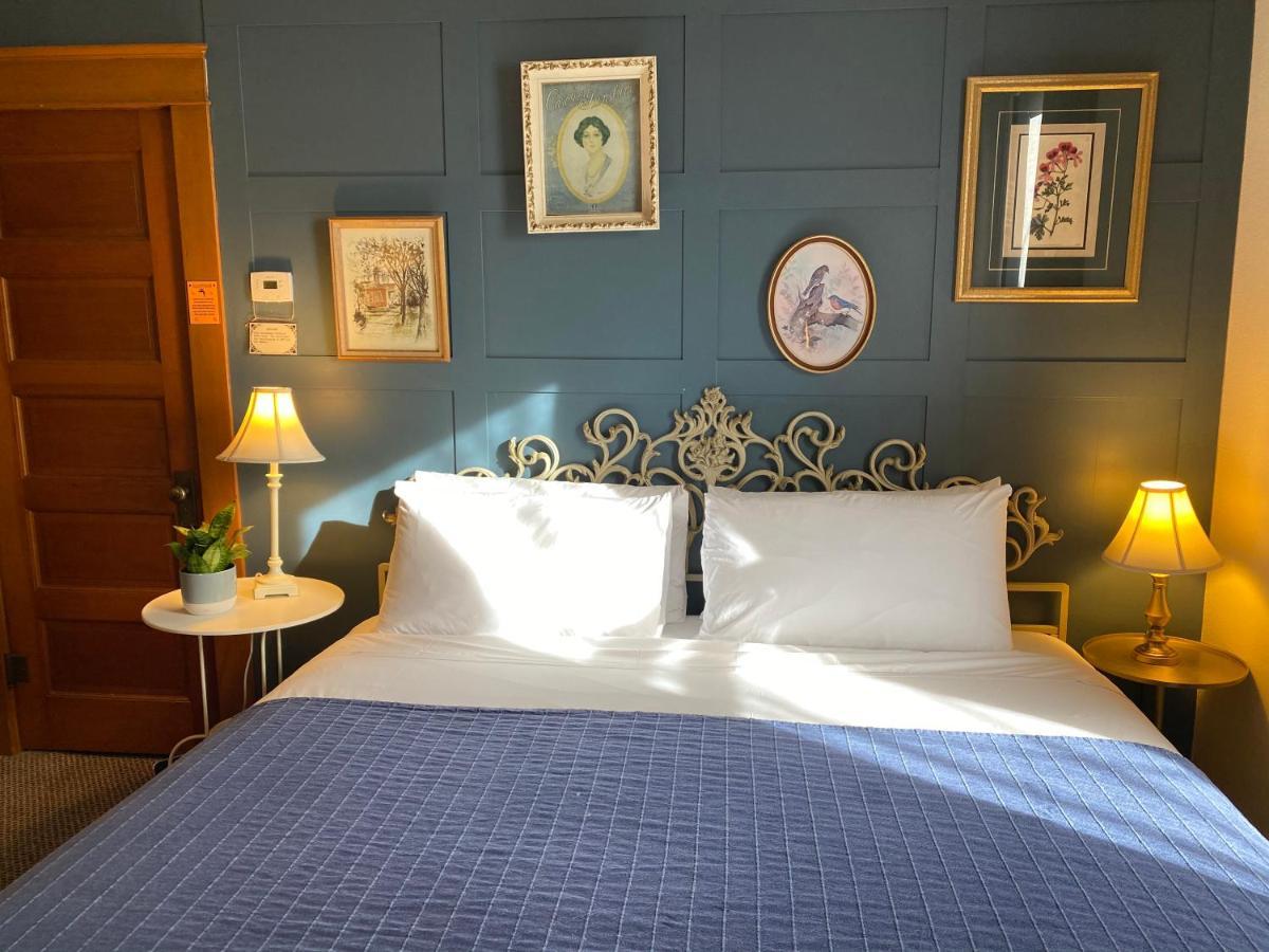 Hotel Vendome Prescott Buitenkant foto