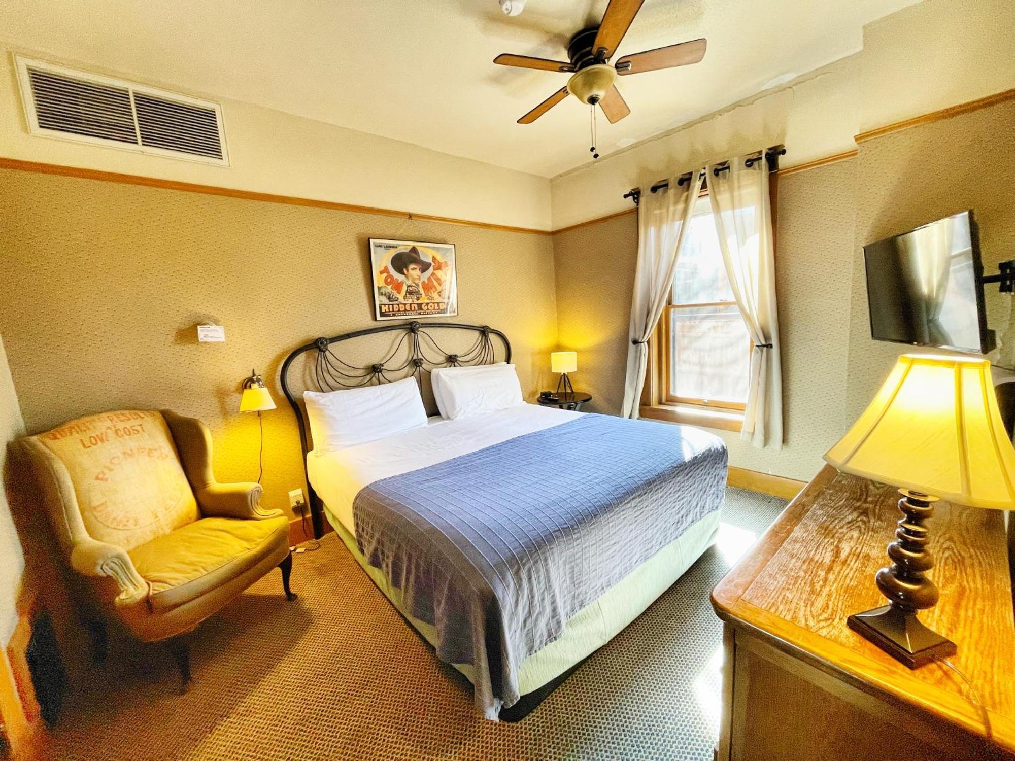 Hotel Vendome Prescott Buitenkant foto
